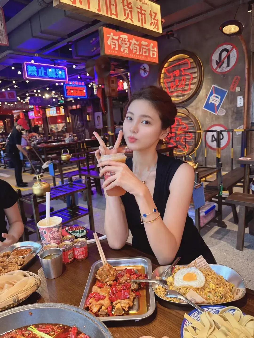 新股民今天已经开始投资中国股票市场！中国股票投资的方向很重要。国家提振股市的信心