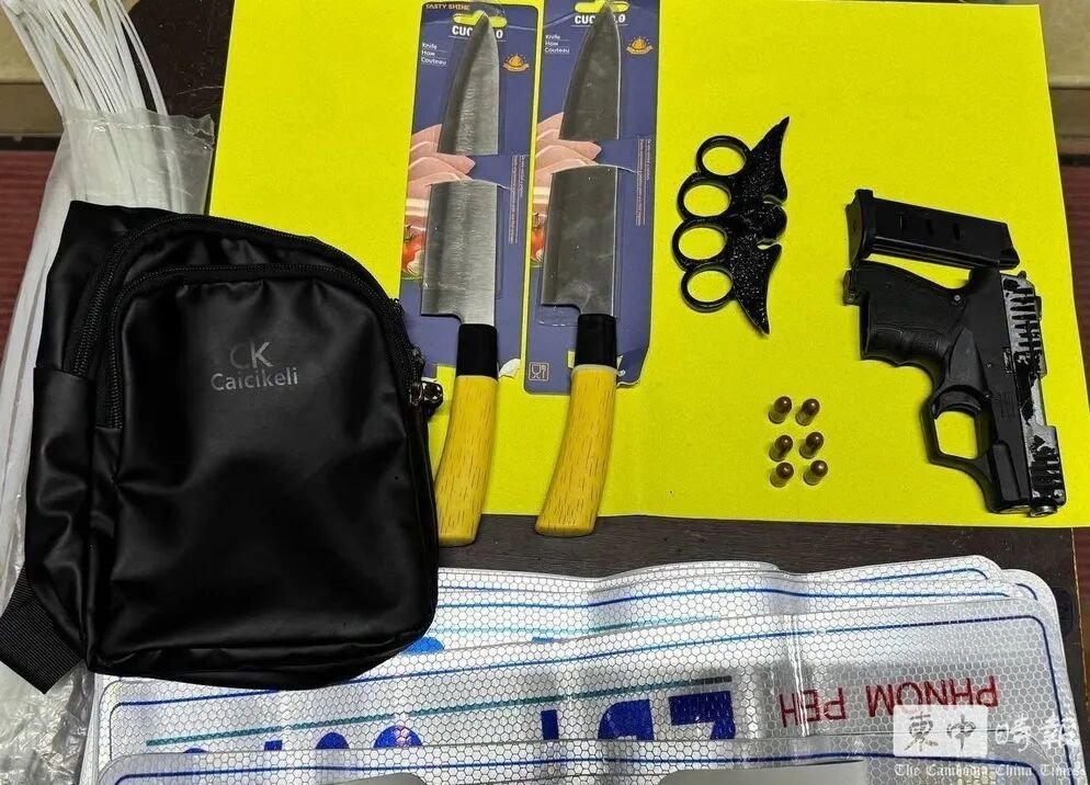 中国人在柬埔寨绑架同胞索要100万美元 警方成功解救受害者，抓获4名中国籍嫌疑人