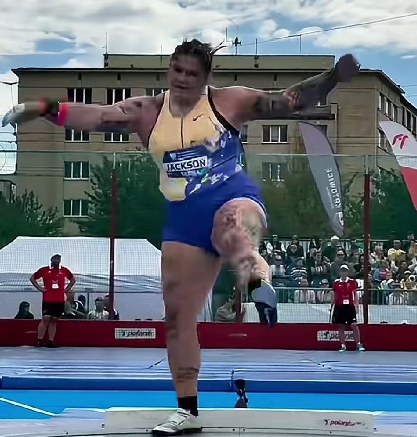 北京时间8月23日，在钻石联赛西里西亚站提前进行的女子铅球比赛中，美国名将蔡斯-