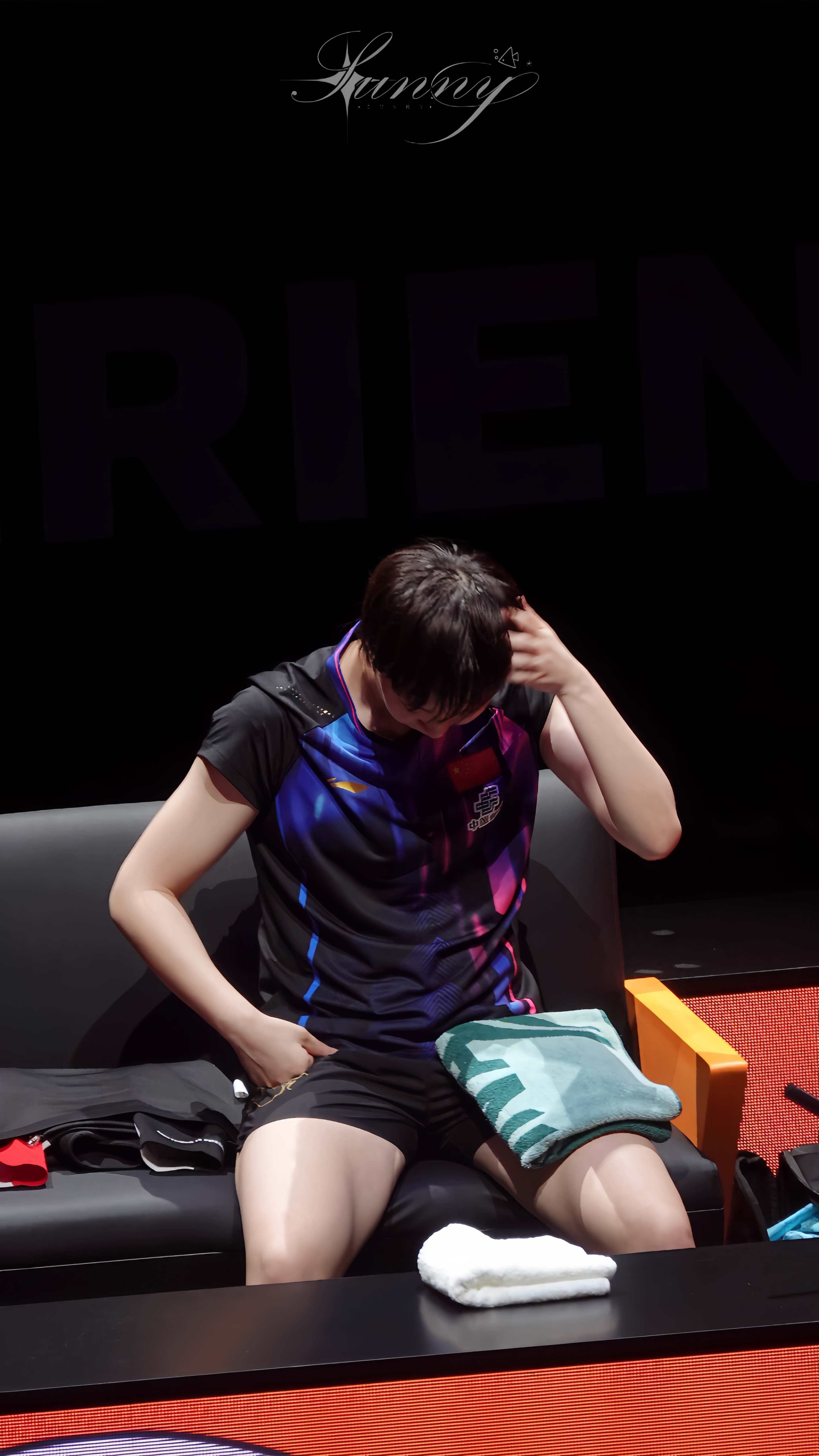 人固有一丝那我只接受埋在姐姐大腿中间闷丝这一种方式 