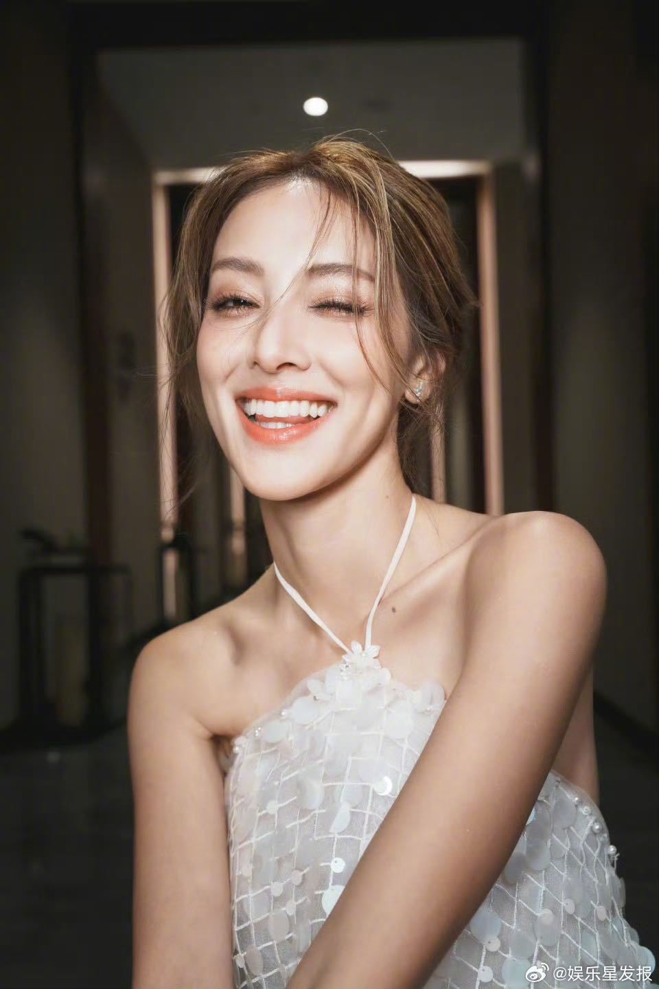 陈凯琳乘风首秀vlog谁被陈凯琳美晕了！初舞台vlog曝光，姐姐颜值状态全程在线