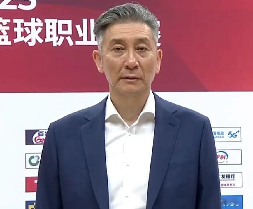 深圳与辽宁季后赛1/4决赛G3，深圳马可波罗新世纪男篮谁会站出来“玩命”呢？
辽