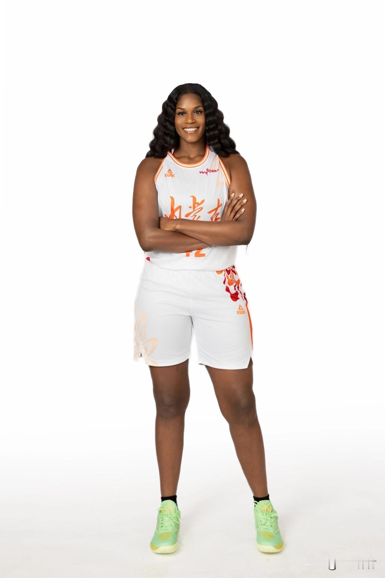 前内蒙古女篮中锋加盟山西女篮！

据消息源透露，山西女篮已经与前内蒙古女篮外援卡