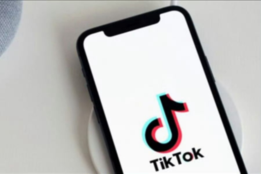【硬刚美国 “禁售令”：TikTok周日关停美业务】1月15日，据美国科技媒体《