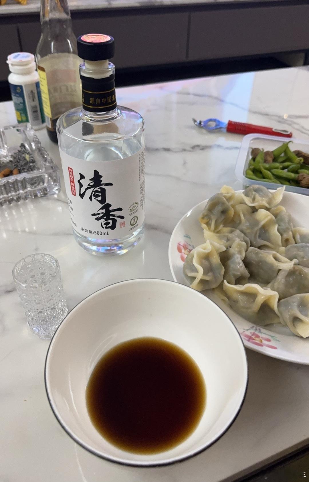 第二次夜骑接着爽～到家再吃点小饺子🥟喝二两，完美！明天不骑了🏸打球！打球！骑