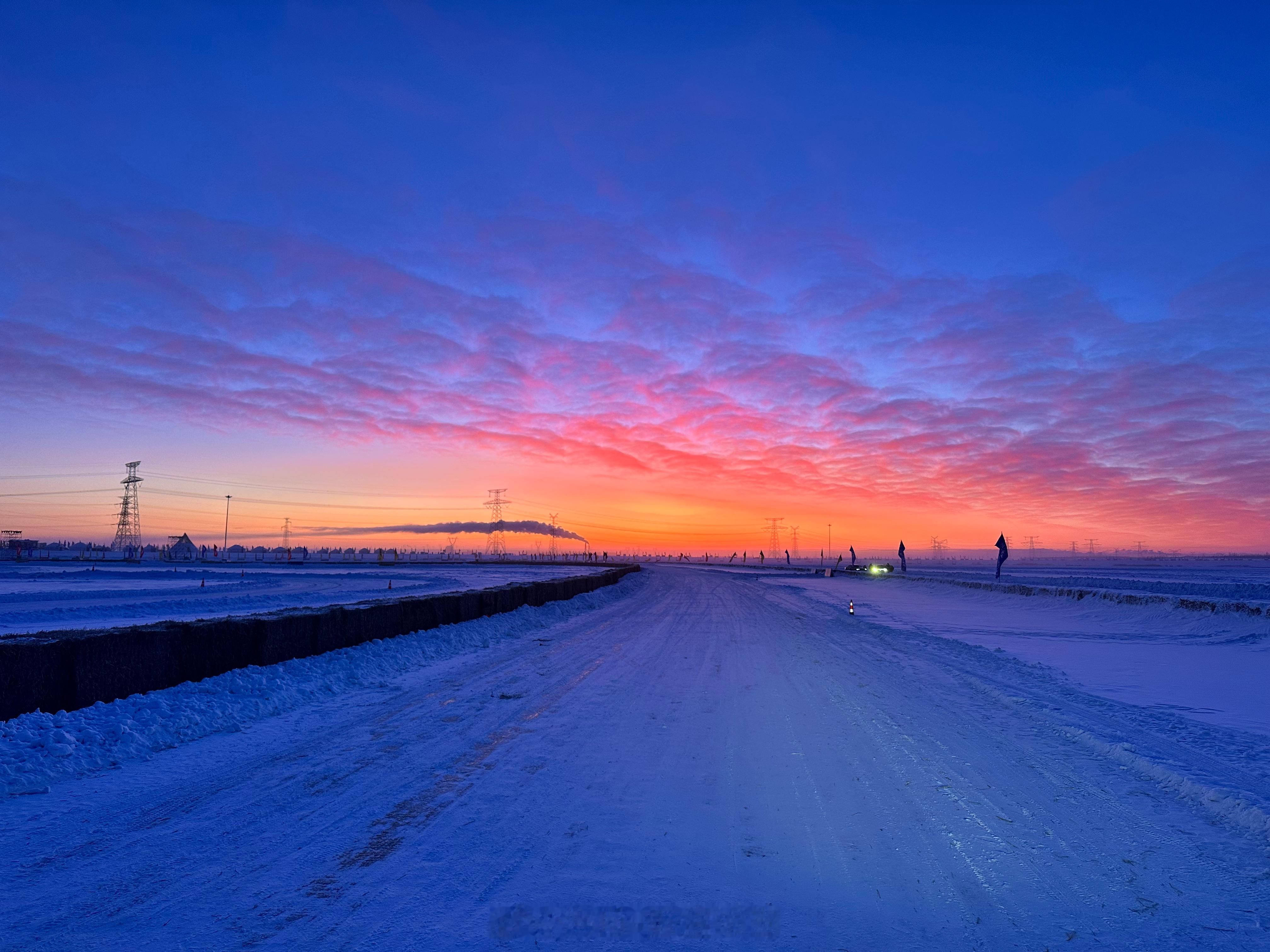 就真TM挺冷的，没准备自发热鞋垫，给冻傻了