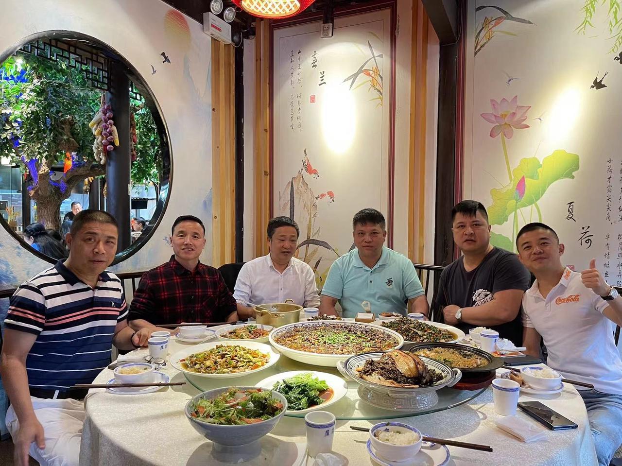 业界精英久别重逢！