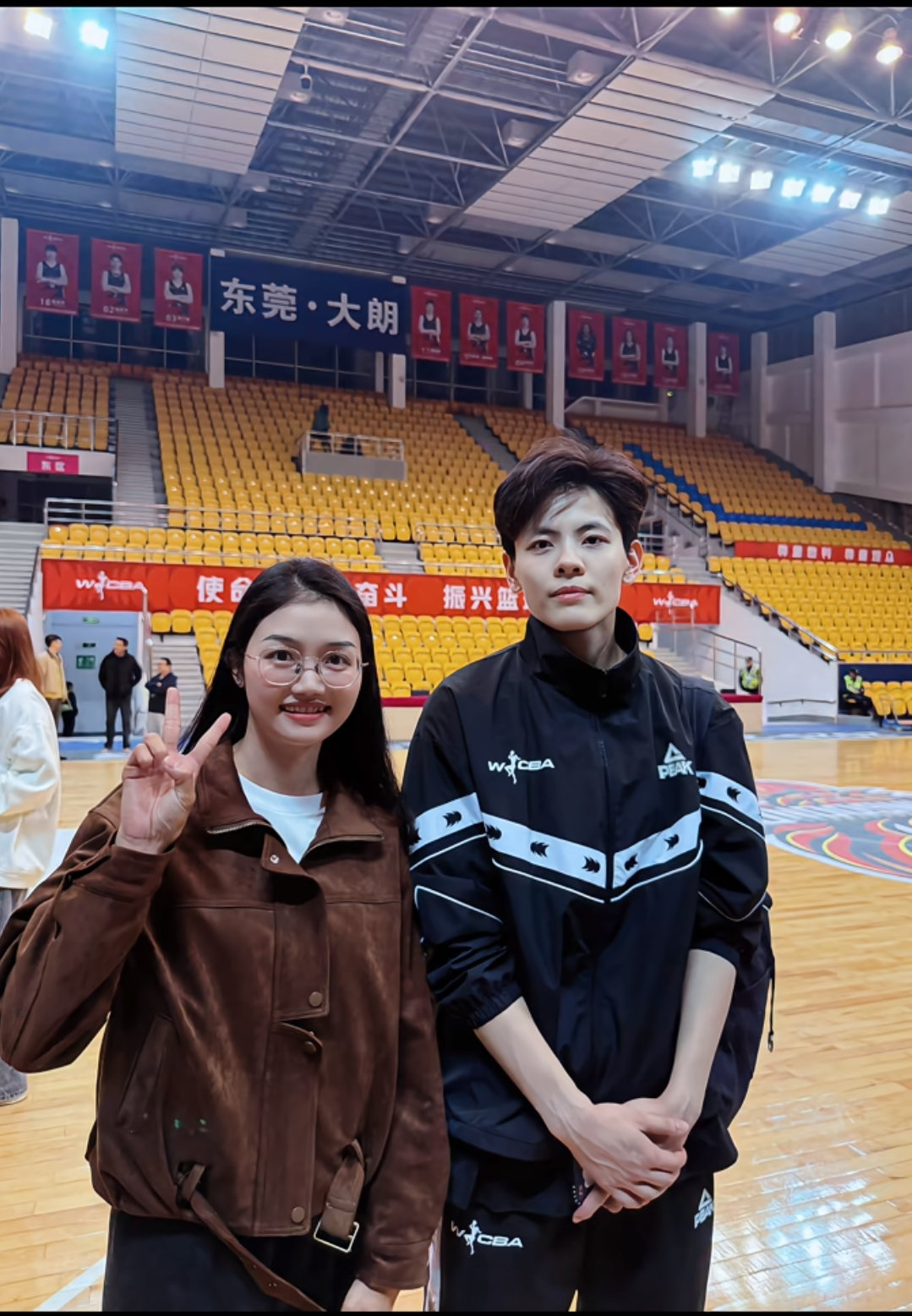 杨舒予杨舒予2025-2026赛季wcba联赛 20251219一些近期小羊和球