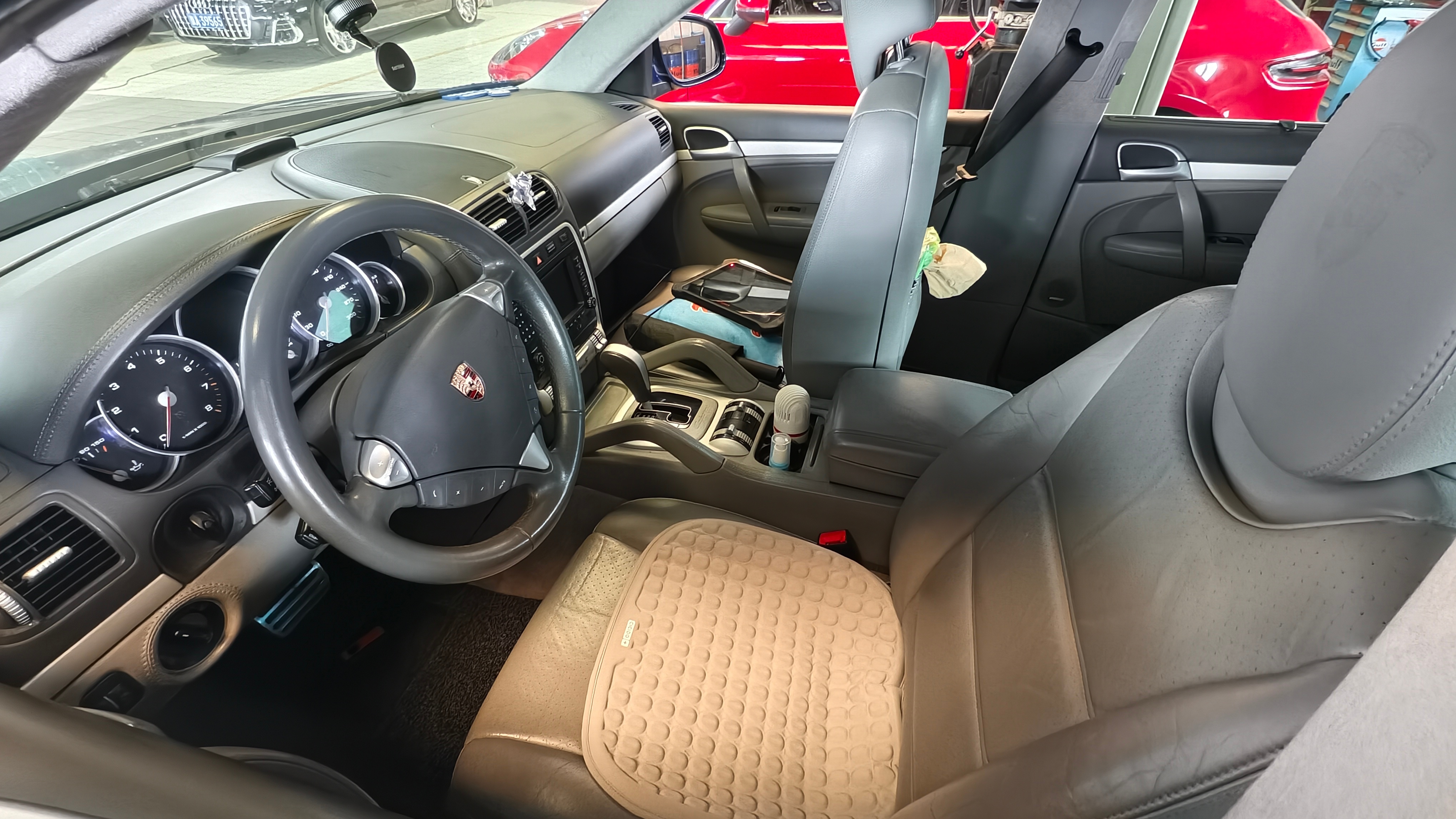 京牌老车 初代卡宴(955)的Turbo S[太开心][色]，4.5T八缸双增压