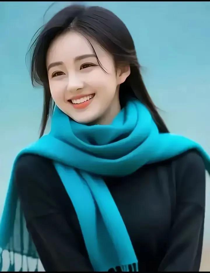 单相思》
皓月当空望远山，
相思无尽泪涟涟。
与君邂逅桃花季，
菊尽梅开再续缘。