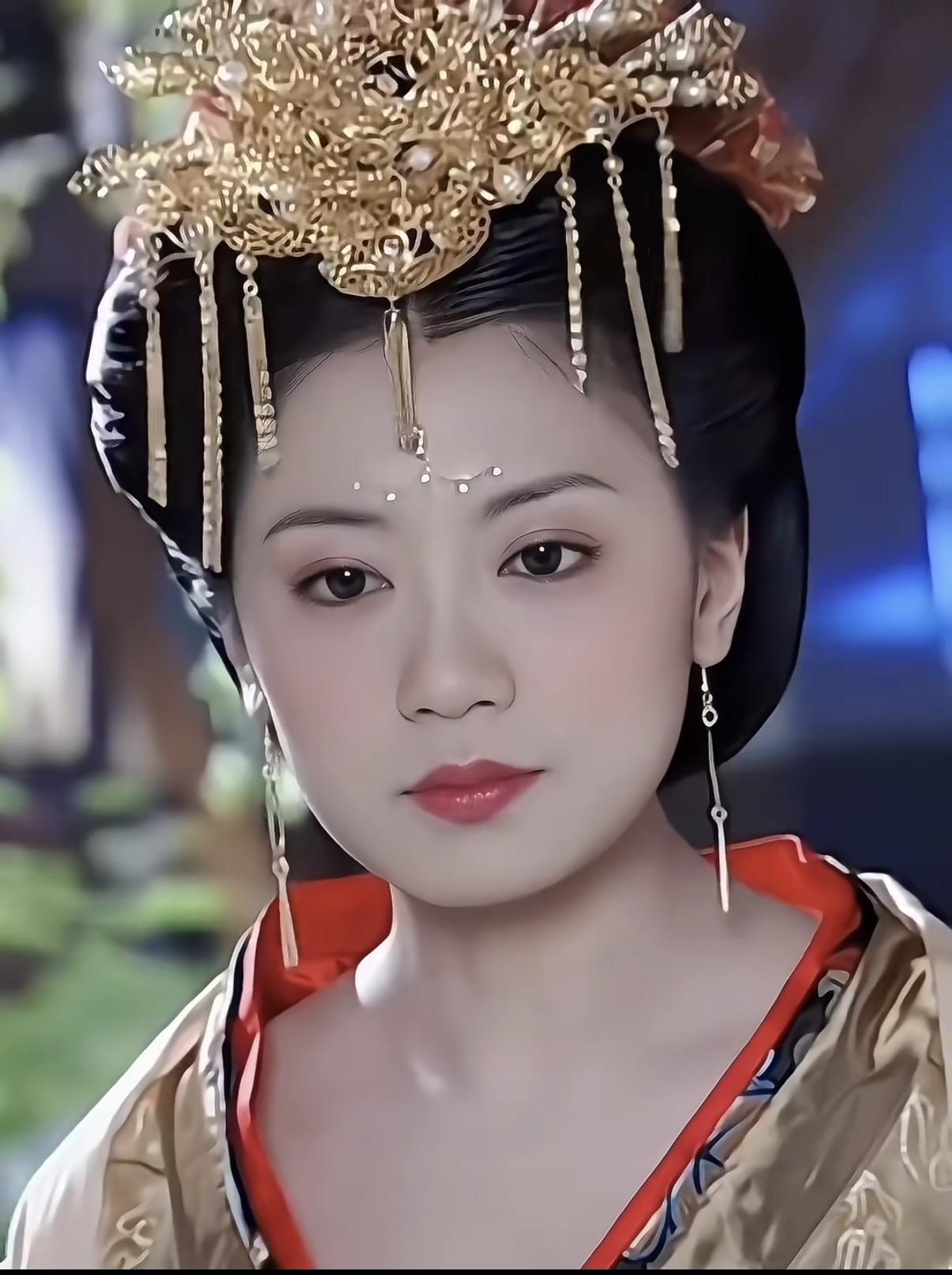 看到有人提名她可以演窦漪房?
如果她演窦漪房 谁演聂慎儿
贾静雯长得漂亮又聪慧，