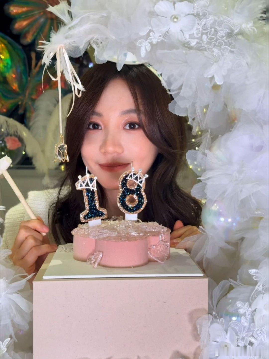 胡意旋 我不抽象啊 胡意旋这是要转型抽象派艺术家的节奏啊，姐姐要不要这么抽象的可