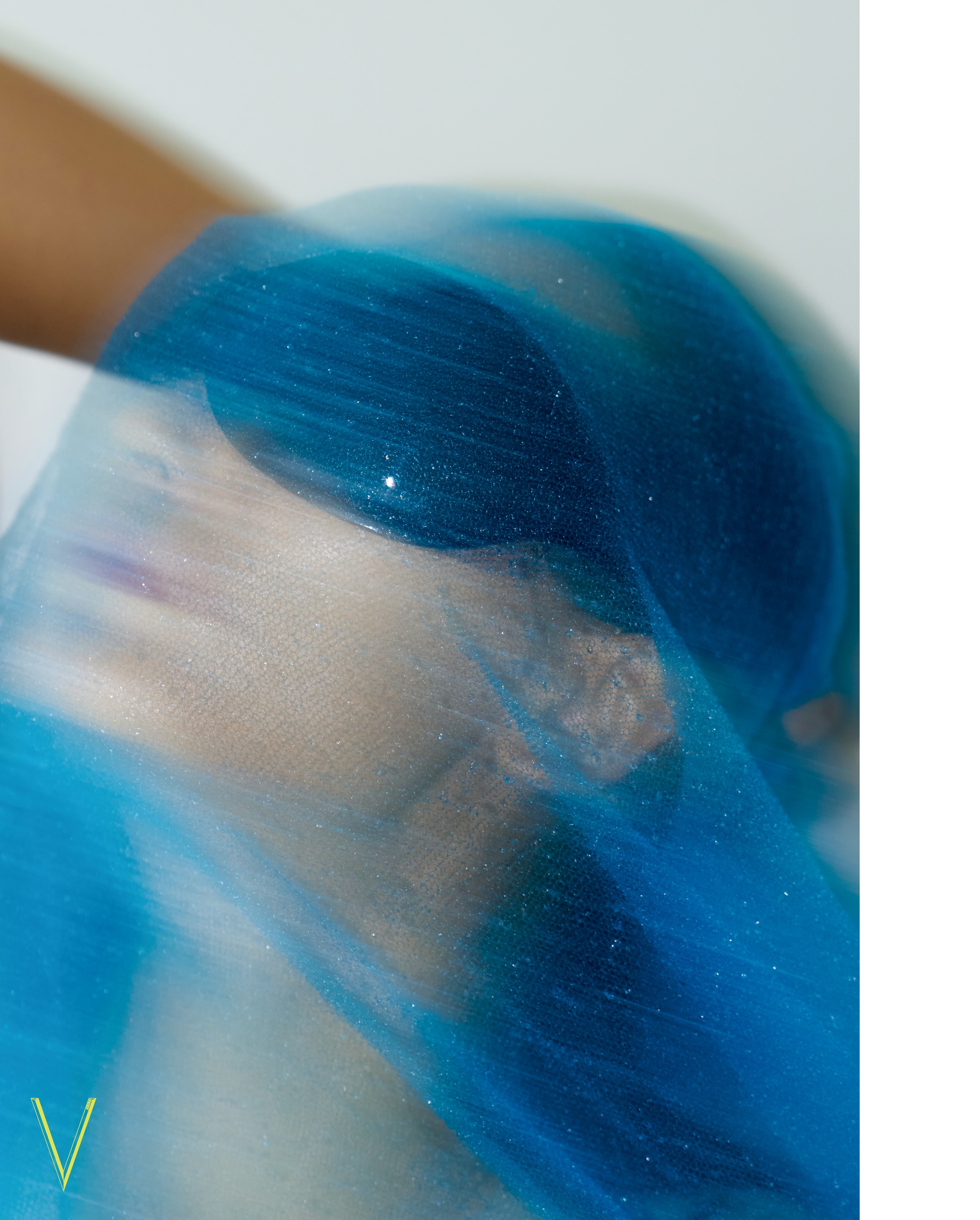 Margaret Qiu by ren shen yun for V China