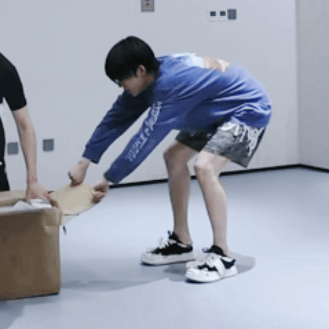 妹子这个腿… 