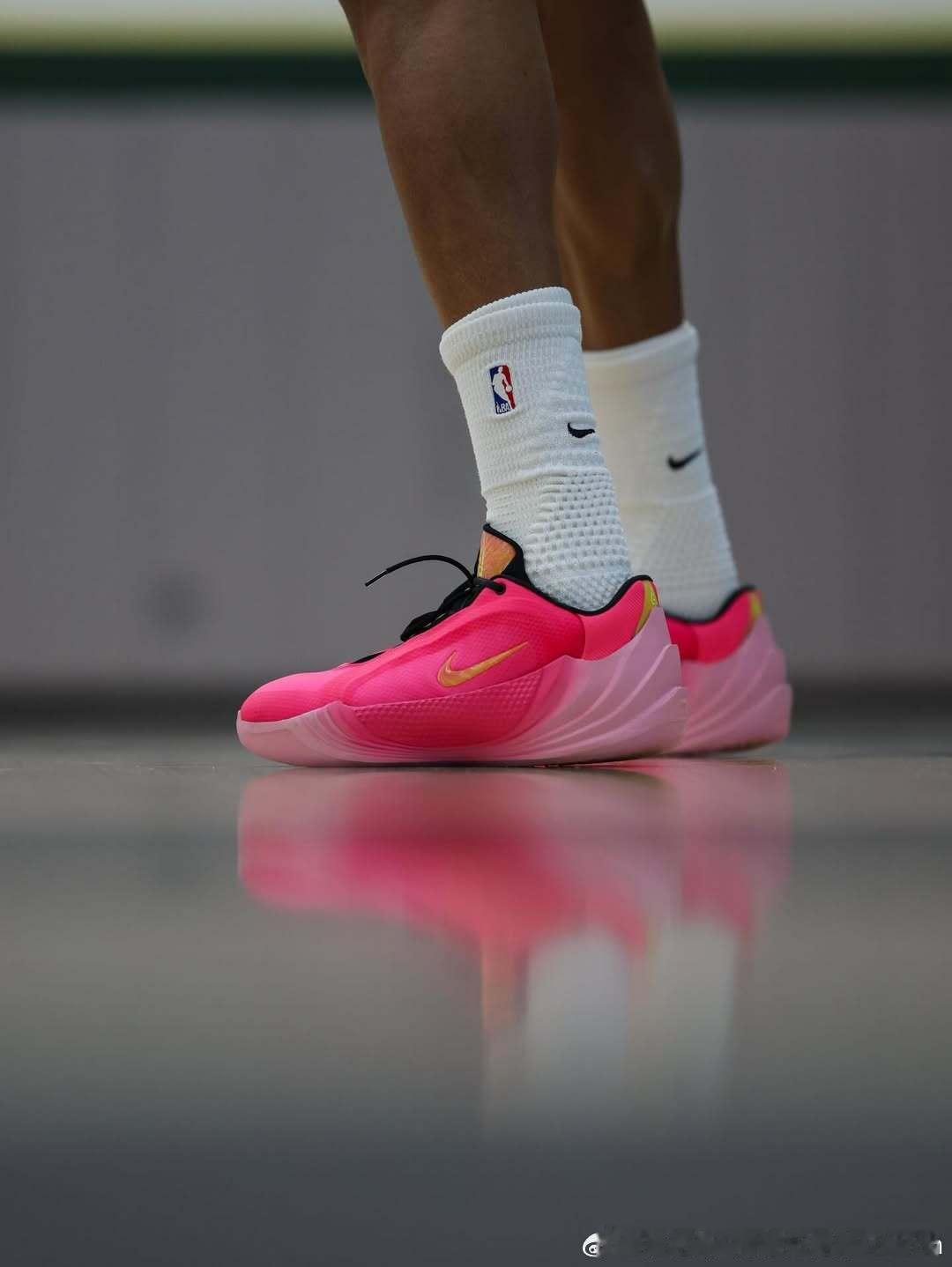 Freak8来啦！字母哥 