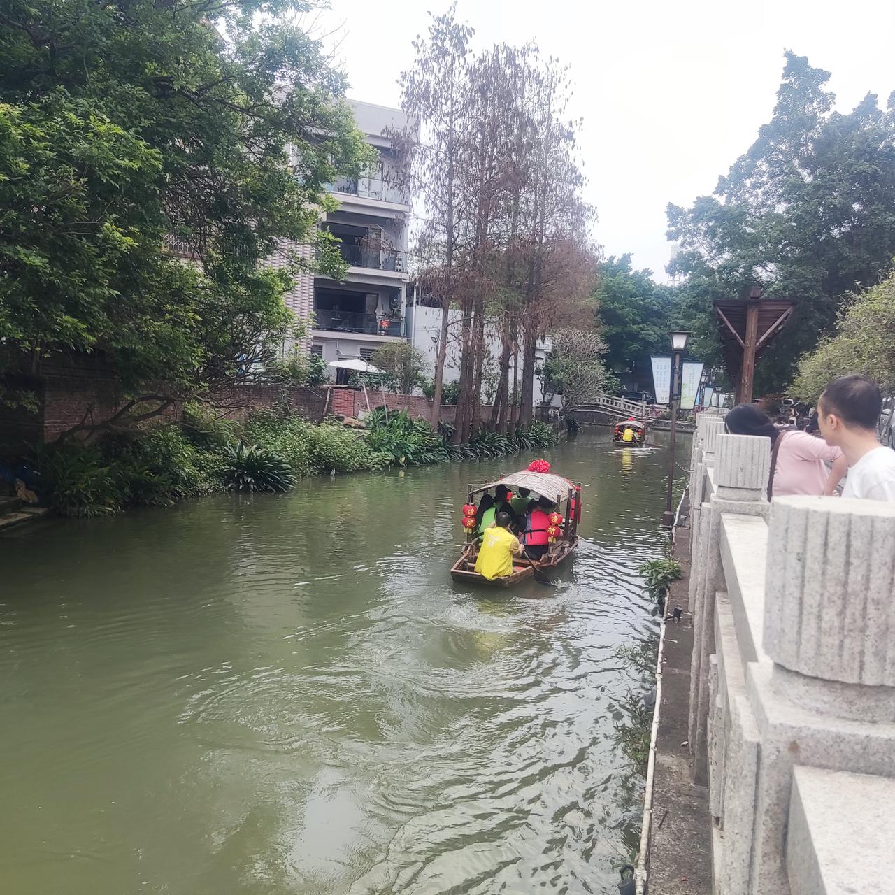 1，我，把老子干废了

2. 移动支付，把路上捡钱干废了。
​
3. 一切向钱看