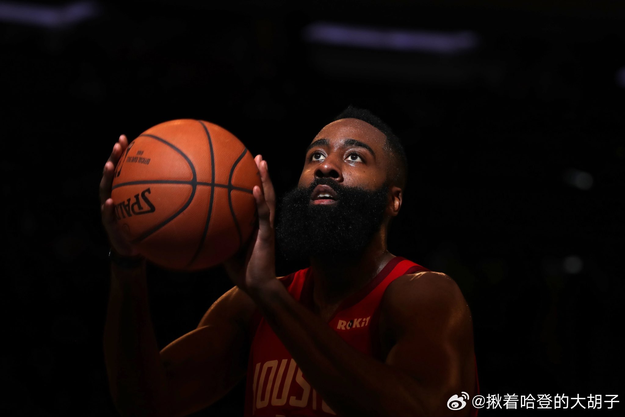 哈登[超话]哈登 哈登2018‑19赛季：• 赛季场均36.1分• 2019年1