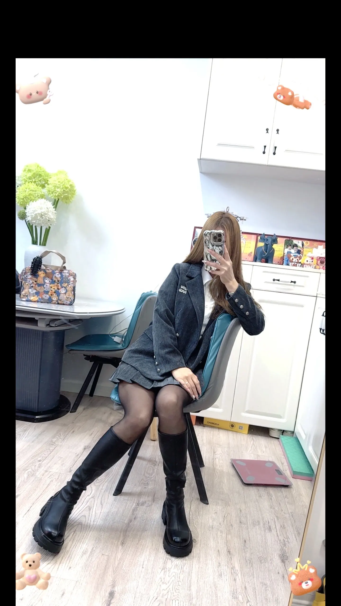 希望有一天    我也会微微一笑     轻舟已过万重山吧