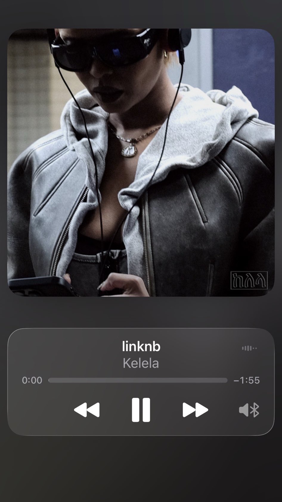 Tinashe  咋了 今年就素很流行1:55的歌💫⭐️🌟 