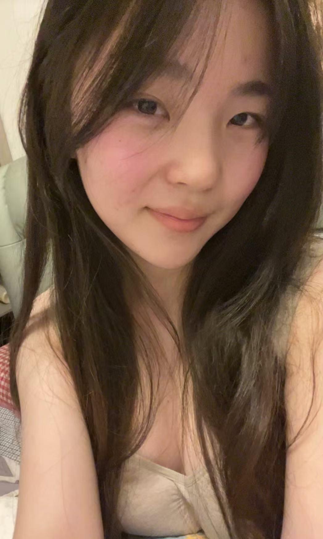 新谈的大学女友老哥们有没有经验
如题