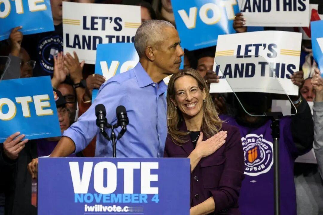 美国政府停摆时间或超奥巴马35天历史记录！奥巴马公开抨击特朗普无法无天且鲁莽，称