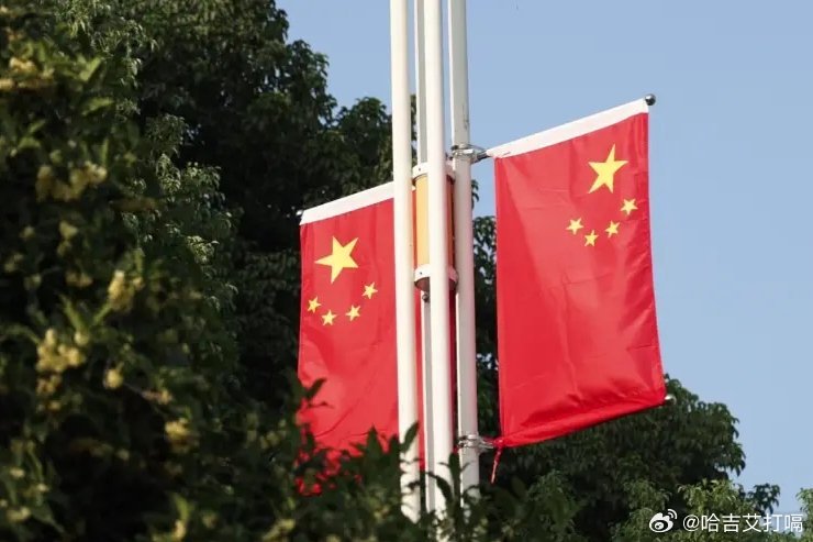 凤凰新闻【不得不说，中国太不简单】不到中东，不知道和平这样少，不到欧洲，不知道街