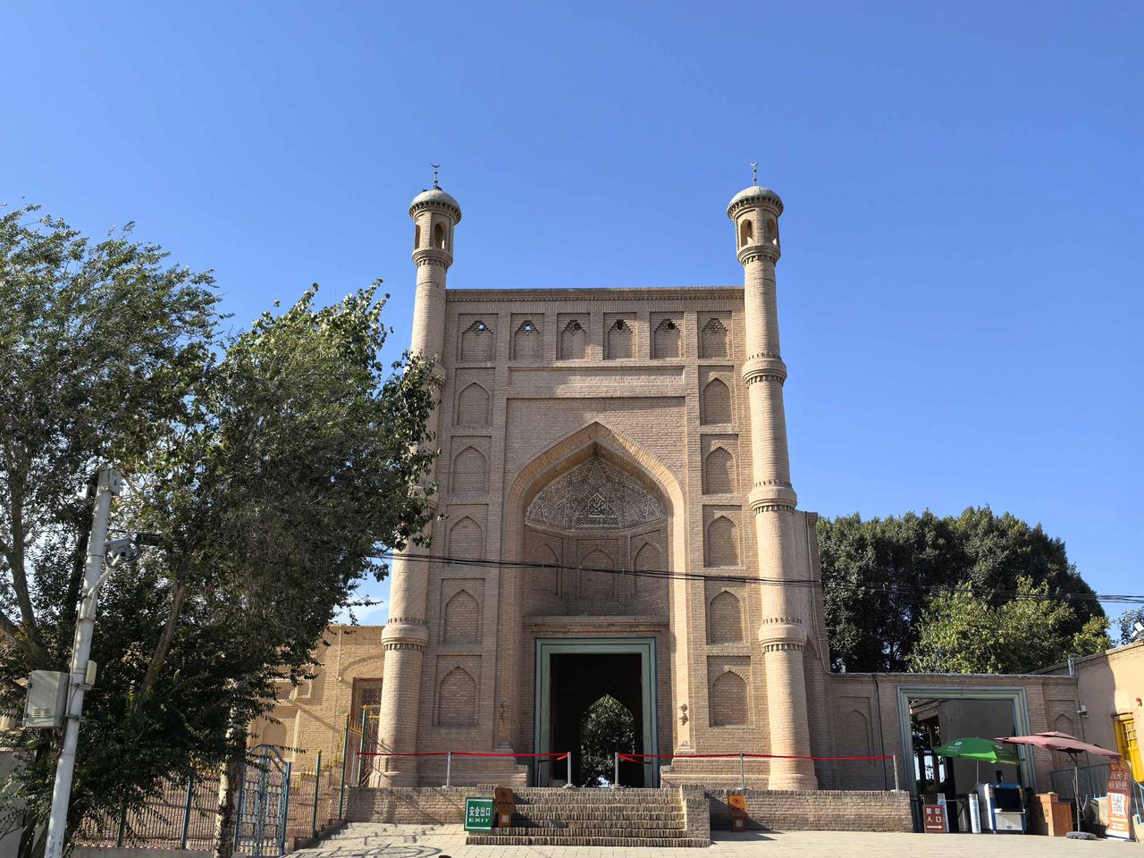 ★说说新疆的库车大寺
旅行       库车
       库车大寺，位于新疆阿