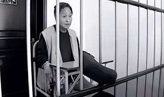 身高1米6的瘸腿老实人，因算命一句话骗杀8人，连亲女都剁了
在吉林市东市场的劳务