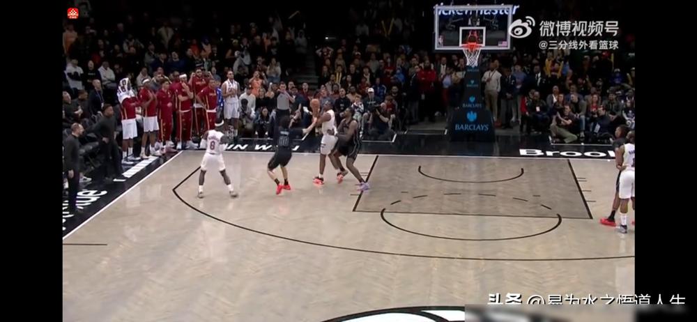 施罗德9助攻8失误，骑士队这把豪赌，赌出了把双刃剑。
哈登刚来，骑士队战绩39