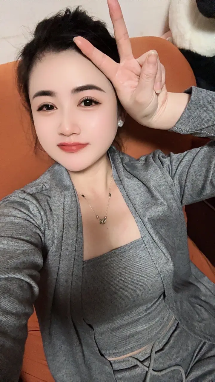 你总说等你有钱了，可你有钱了，身边就不是我了