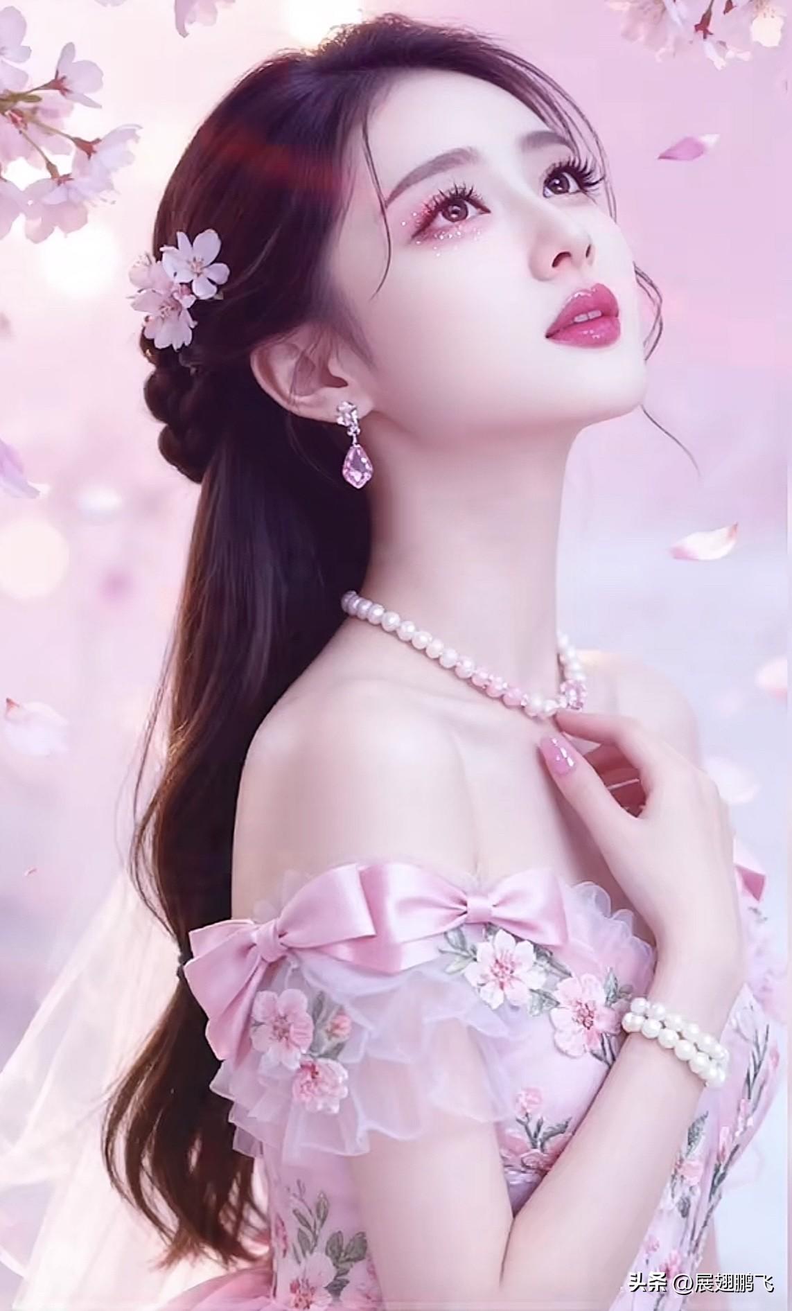 樱花树下，少女梦回，粉嫩柔情，浪漫绽放。🌸💕盛开着的樱花 唯美樱花景 花海少