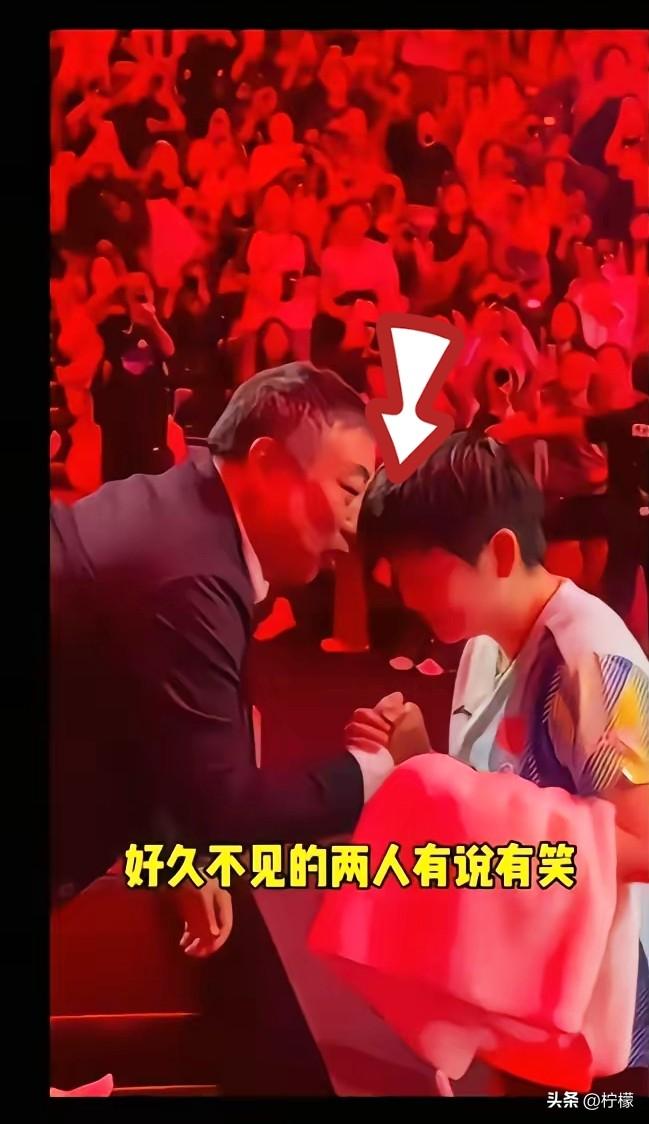 看到孙颖莎这样，
我都有点想哭了。
果然不负众望，意料中的结果，孙颖莎抗日成功，