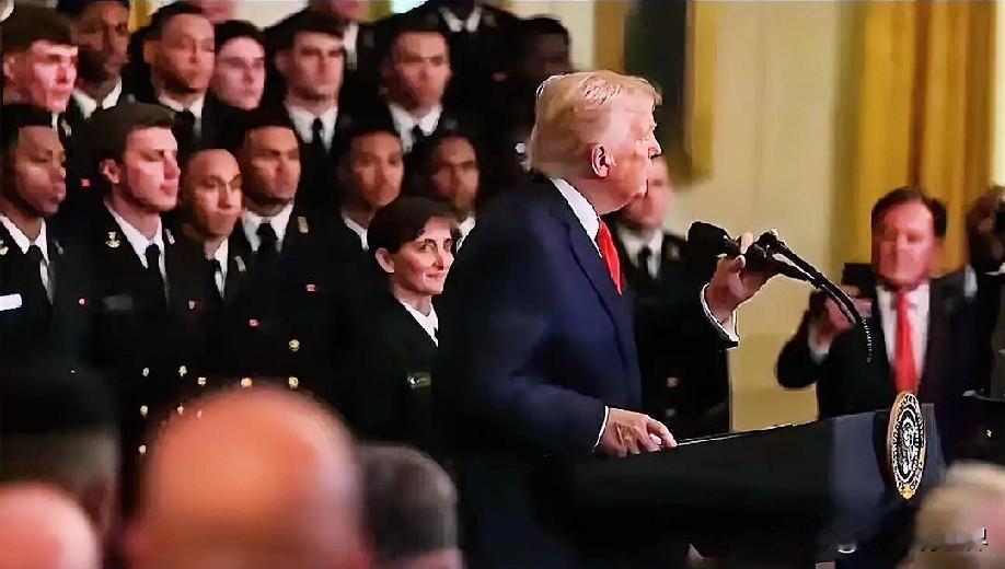 2月3日下午的最新消息，速报，全都不容错过，第六条：特朗普计划投120亿美元建关