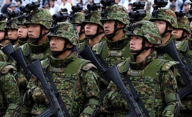 台军方人士曾公然放话：必要时可对大陆进行主动攻击，在解放军武器发射之前“直接跨海