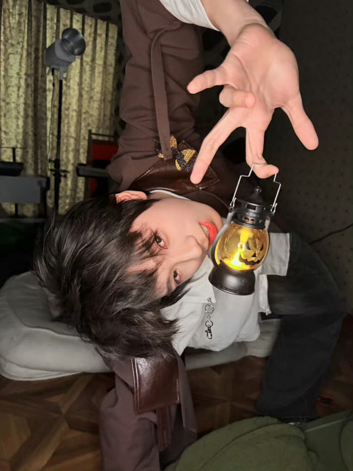 王橹杰 今年是更成熟的小鬼    喜欢王橹杰这只成熟的小鬼 可爱爆了 [哇] ​