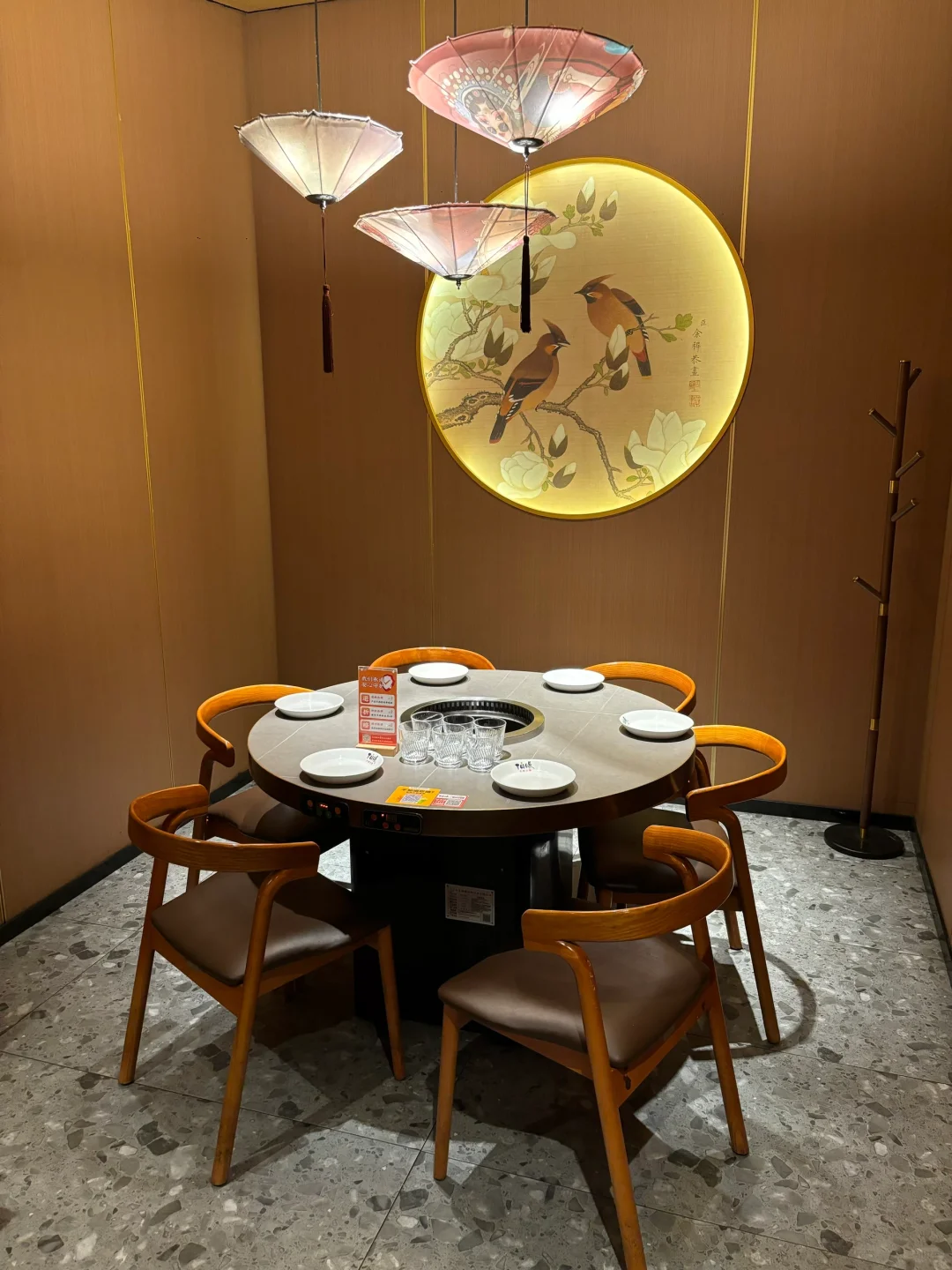 北京必吃榜中，牛蛙火锅只有一家！