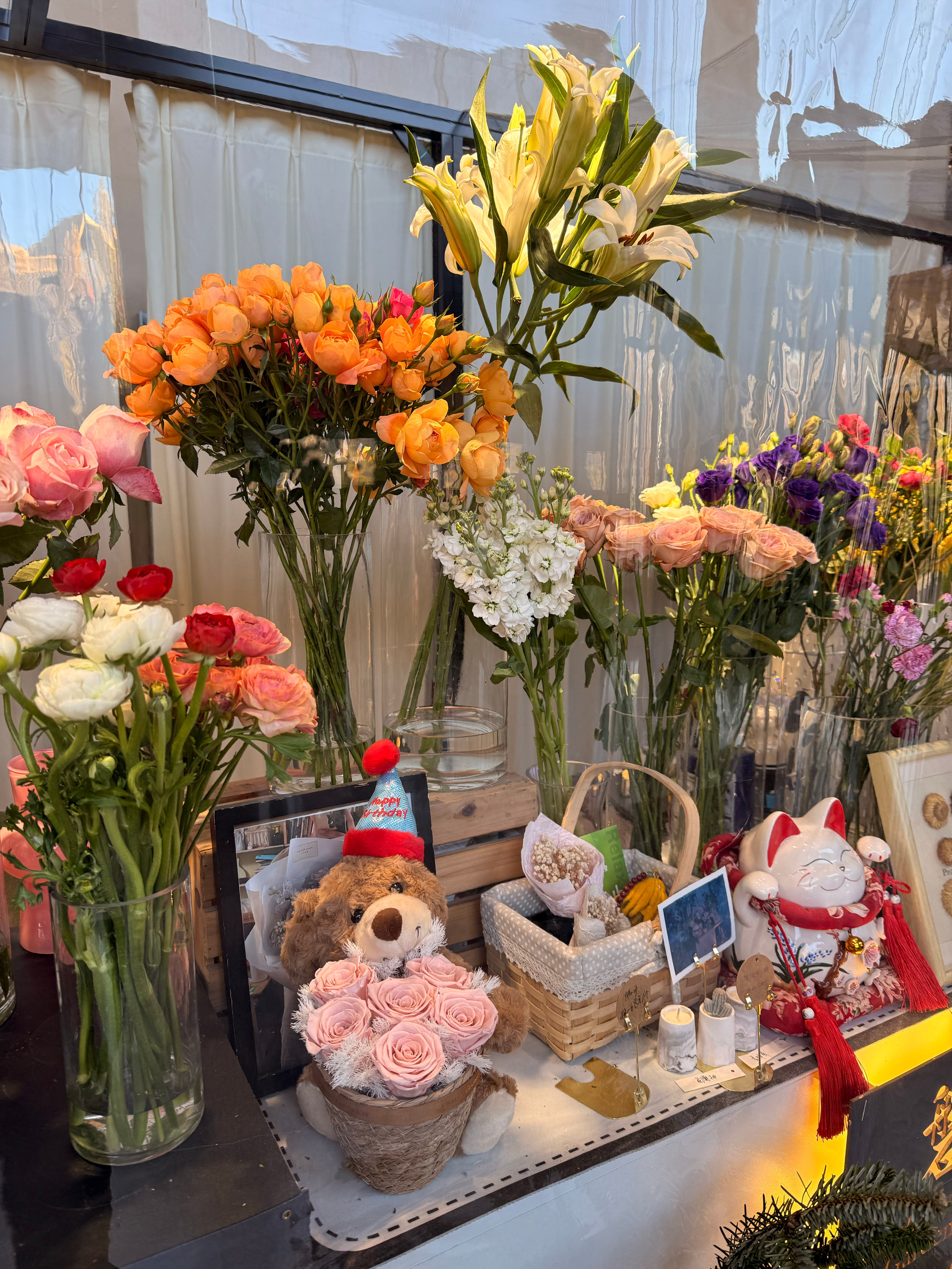 你的婚纱照可能被卖了像婚纱照写真照生日照这种，毫不相干的人都能看到，被卖了真不是