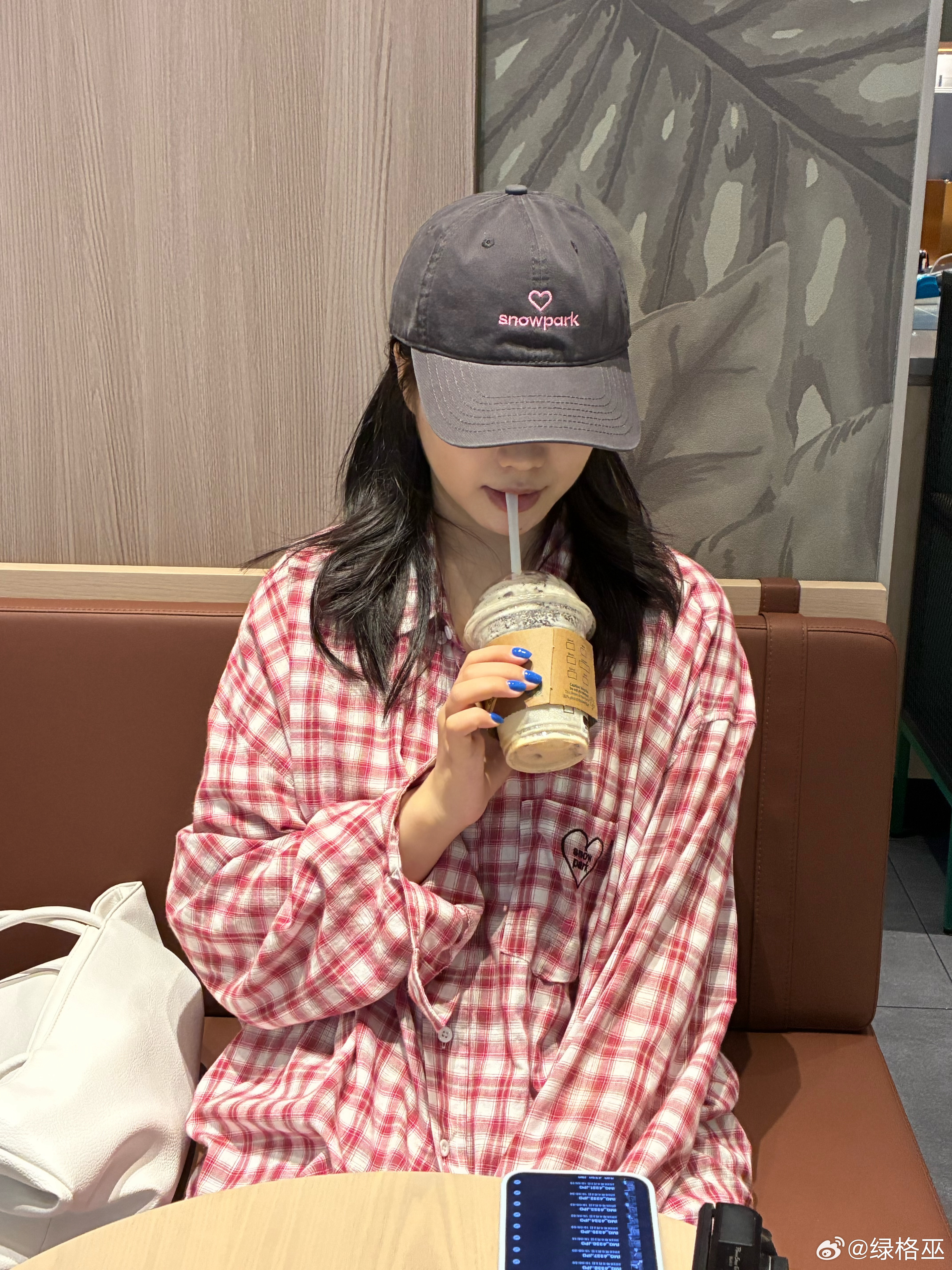 每次小张说你这样很好看我给你拍几张我都会质疑 因为真的胖过所以会不太自信最近好多