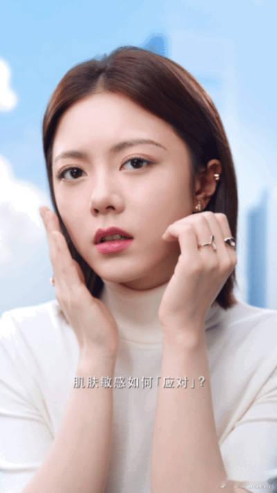 人怎么可以争气成这样娇兰镜头下的赵今麦，每一次都在证明什么是代言人的底气。娇兰的