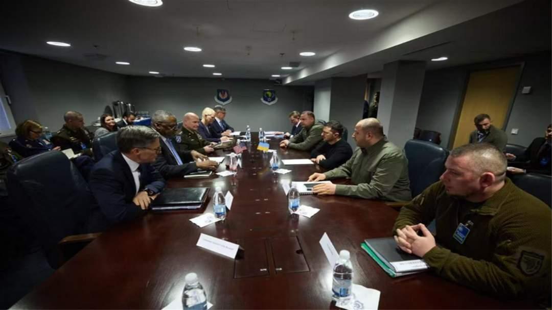 惊天暴击！10马赫王炸出鞘，乌克兰全境飘红漆黑24小时，战争最痛的从来都是百姓！