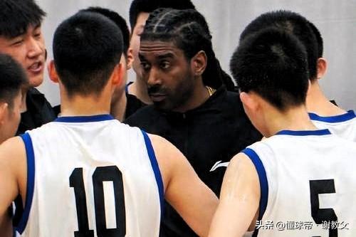 NBA探花坐镇！梅奥带领辽篮U15男篮战胜福建晋级，青训天花板成为青训金字招牌，