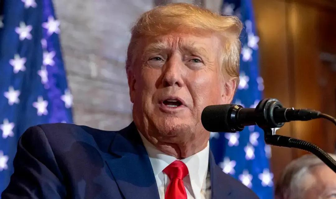 果不其然
 
中国突然宣布了
 
上周在北京，政府部门公布了新安排，说要从明年起