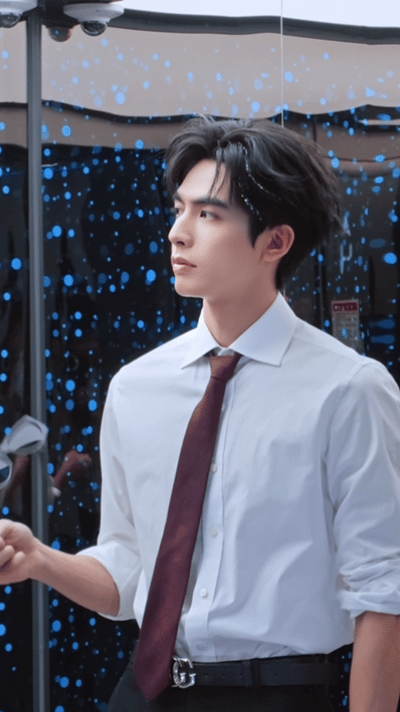 宋威龙扛住了格莱美运镜 这段视频是谁看完都得喊一声绝！在小米17 Ultra的「