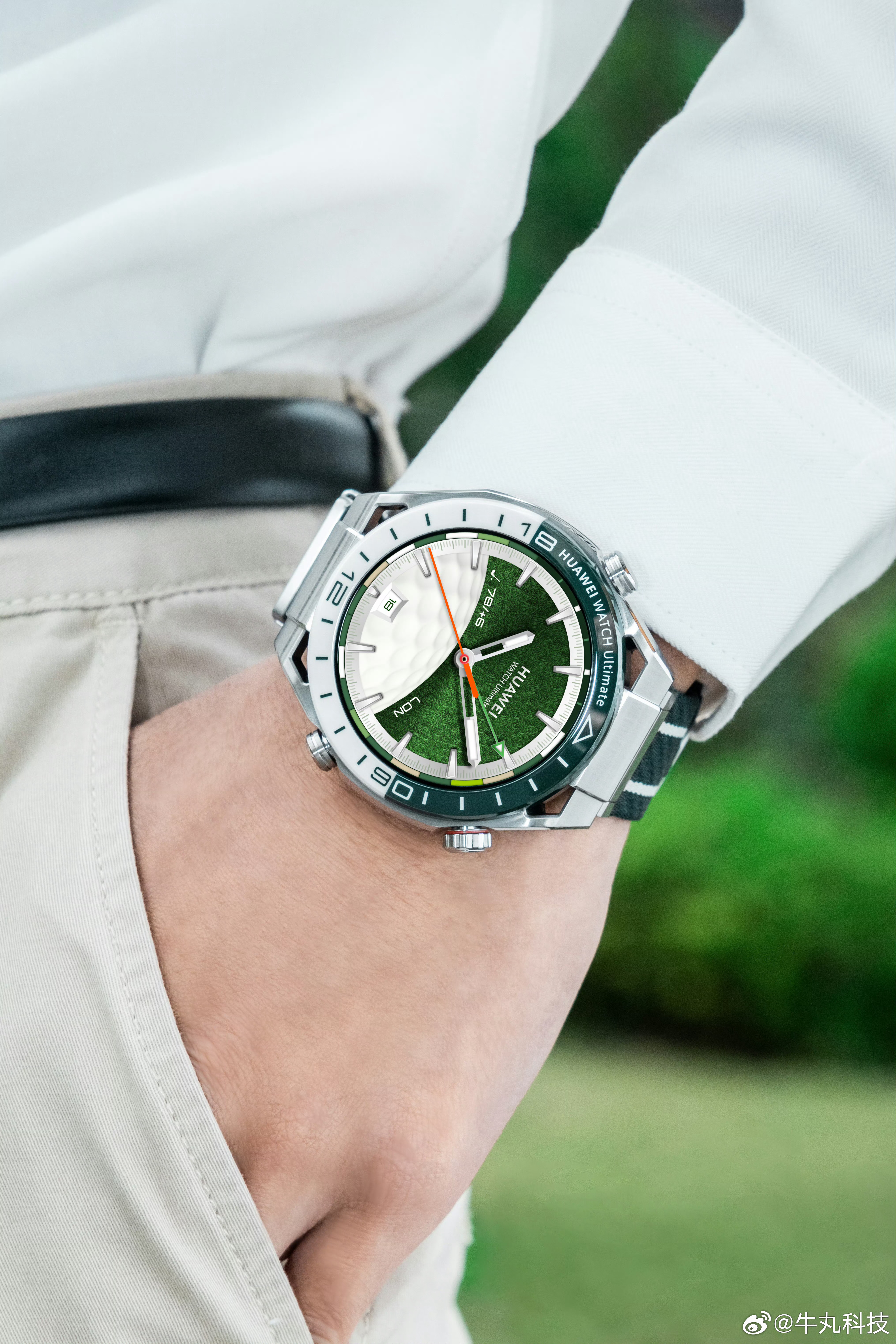 余承东猛批团队设计不高级华为的产品设计是肉眼可见的进步啊！正是有余承东的鞭策，才