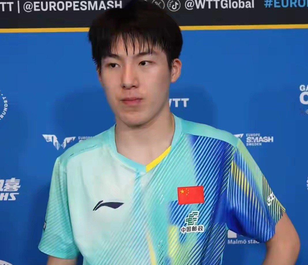 温瑞博回应3比1晋级瑞典马尔默，WTT欧洲大满贯男单首轮。中国小将温瑞博以3-1