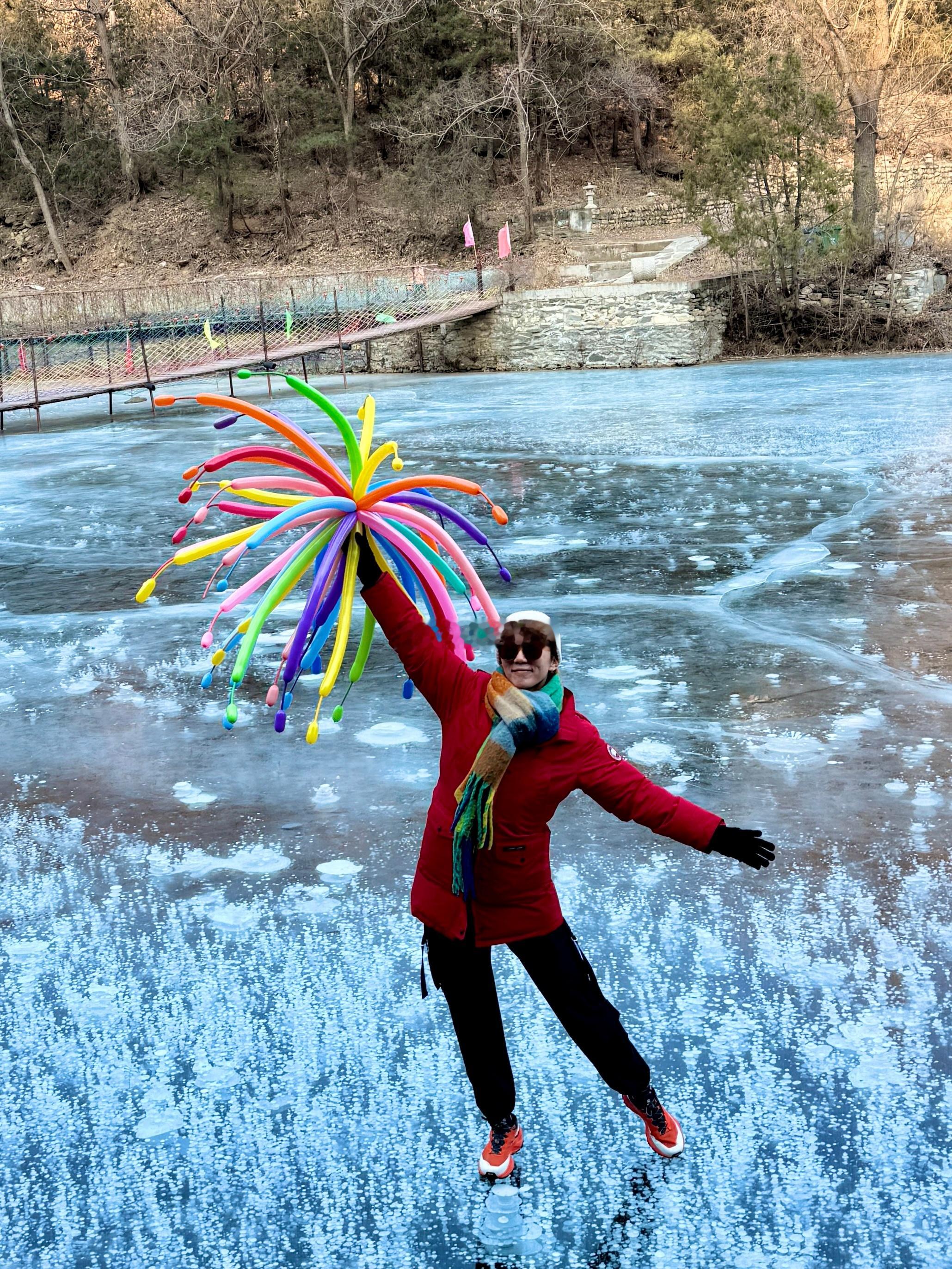 气泡冰🧊和自制的白日焰火临走时把它留在了景区（图8位置）留给下一位有缘人~  