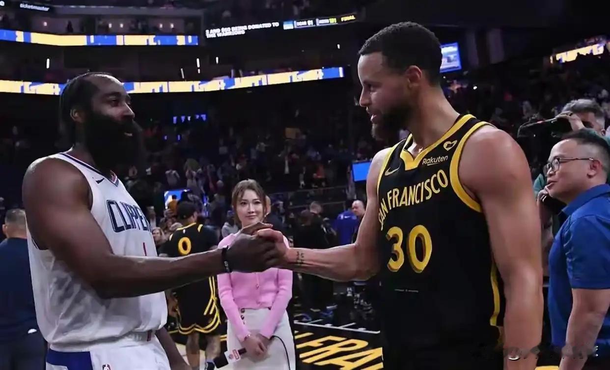 万幸！哈登差点被钉在历史耻辱柱上！

首轮：15/16赛季，哈登被库里淘汰出局