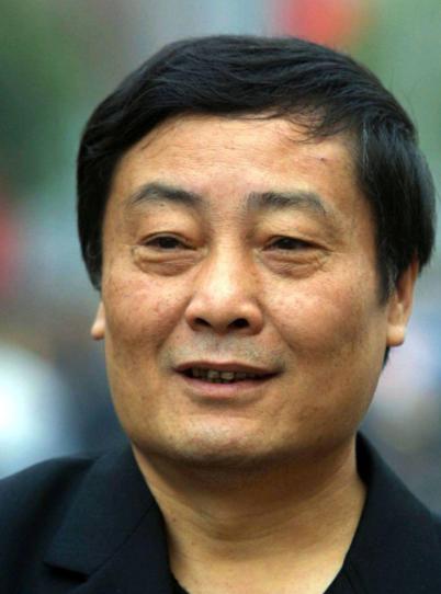 宗老够狡猾！
让宗馥莉收拾小三和胞弟


宗老临走前的安排，
现在看来真是好办法