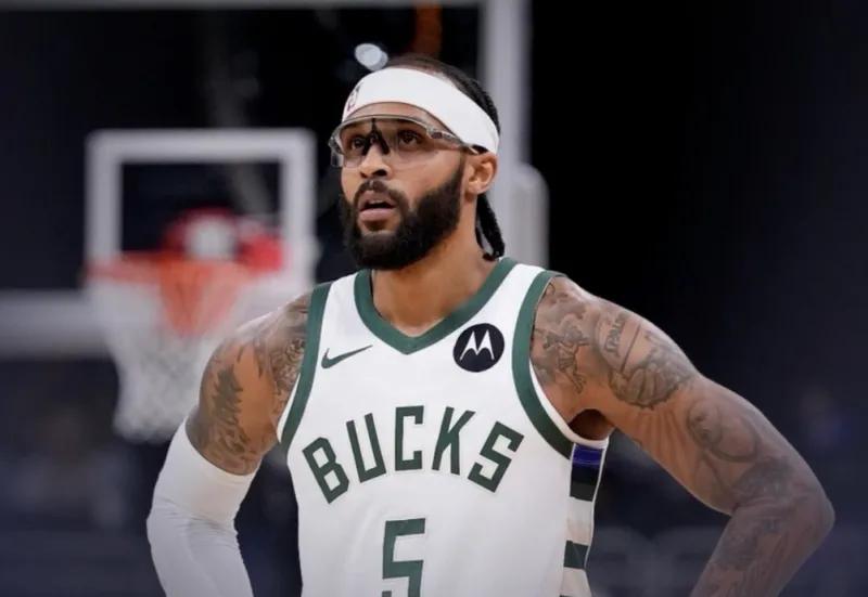 Ary：雄鹿涉嫌规避工资帽，NBA预计调查小特伦特合同
07月13日讯，据知名体