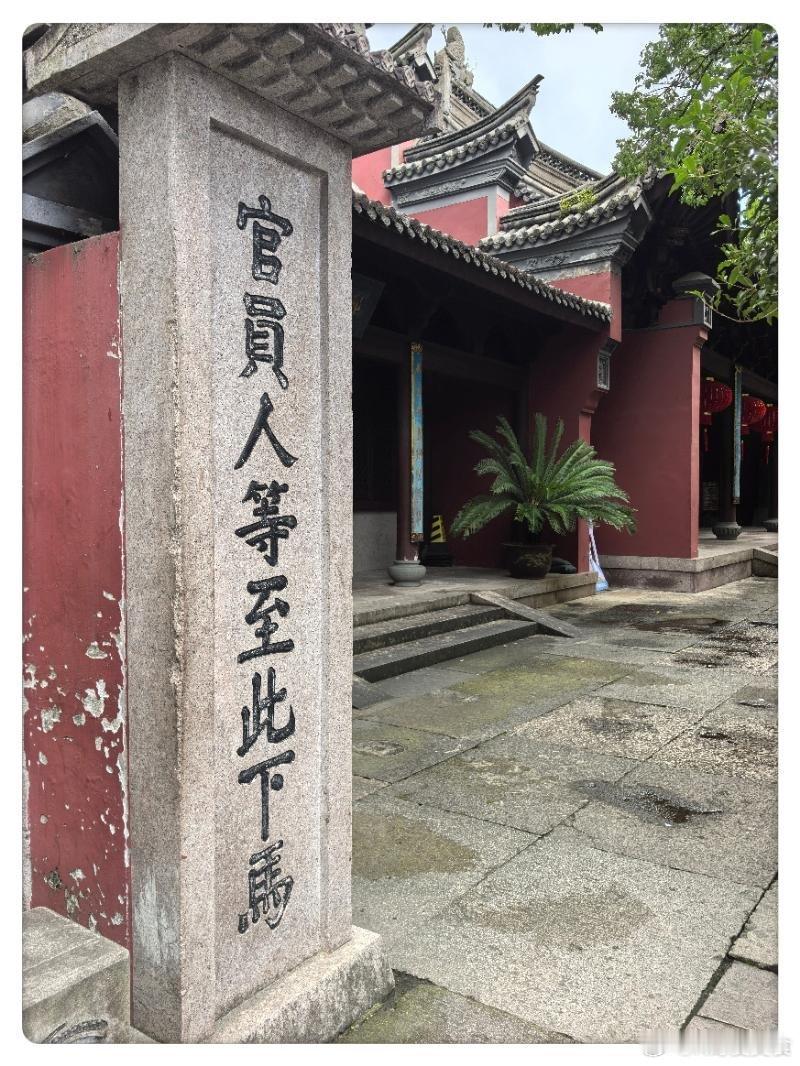 说个真事儿啊。。。在临海蹬台州府长城最好下午去，可以顺光拍四塔同辉！从龙兴寺旁边